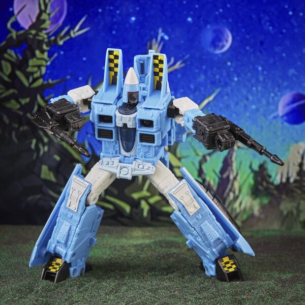 Image Of Transformers Legacy Evolution G2 Cloudcover  (17 of 32)